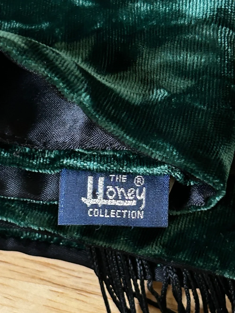 The Honey Collection Green Velvet Fringe Rectangle Scarf 52x10